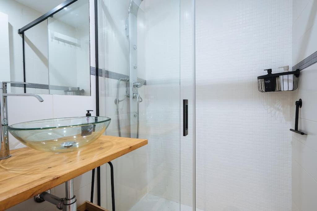 New In Traditional Building Of The Xvi Century Apartamento Sevilha